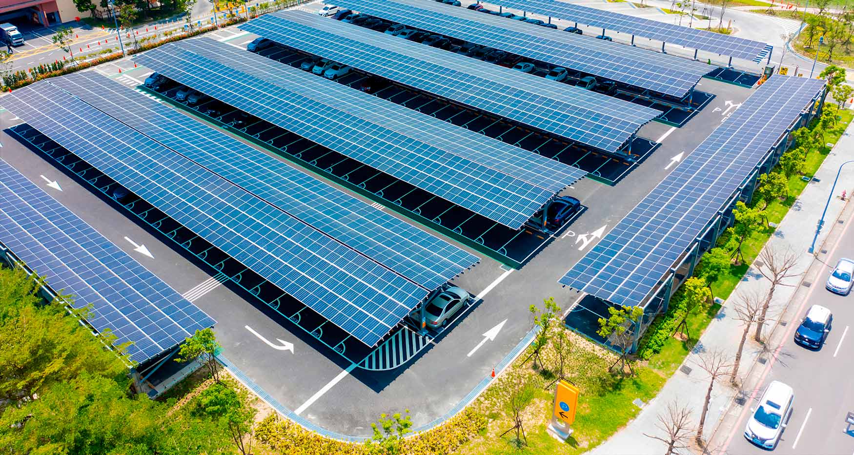 V2C Power | Sistemas de almacenamiento de energía en baterías BESS Baterías V2C